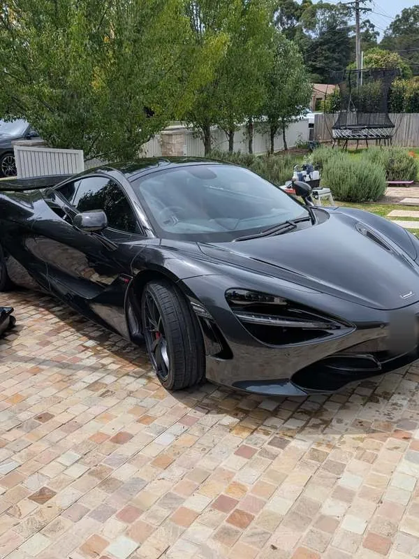 Gloss and depth | mobile car detailing by Luxe Mobile Car Spa